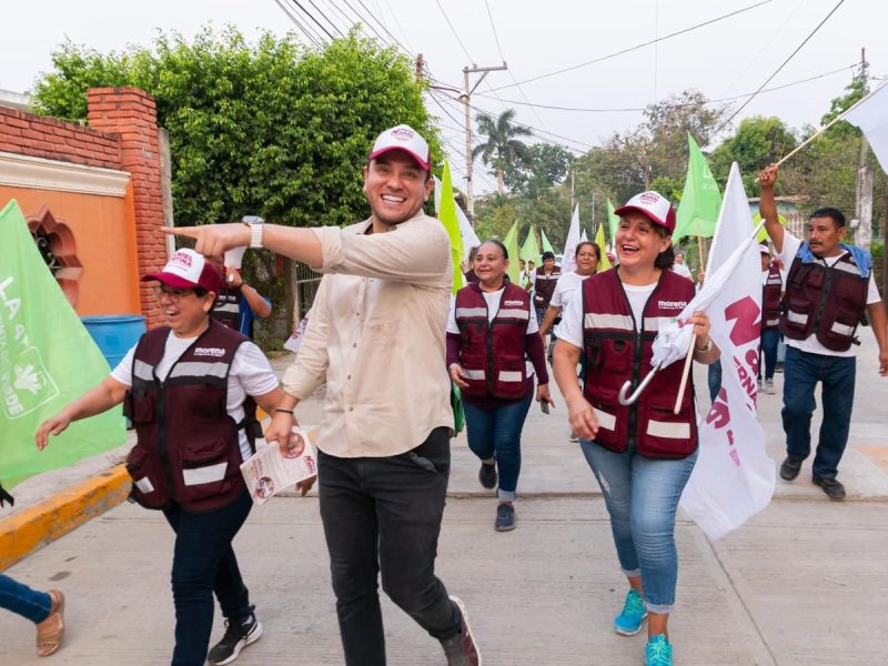 Edwin Gómez amenaza a tihuatecos para que voten por Morena    Tihuatlán