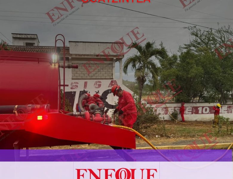 Se incendiaba inmueble abandonado en Coatzintla