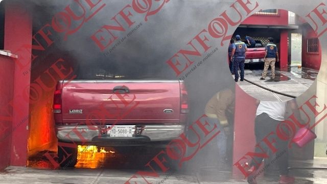 Camioneta lobo se incendia y genera gran movilización en Poza Rica