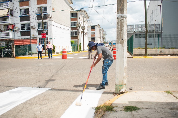 Implementan cambios de sentido en vialidades de Poza Rica