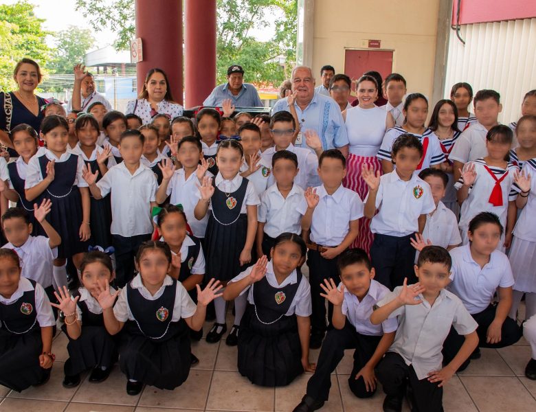 “Nuestra bandera es la mayor muestra de identidad mexicana”: FRG