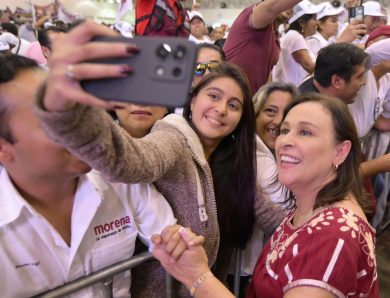 Arranca el bachetòn en Veracruz adelanta Rocìo Nahle