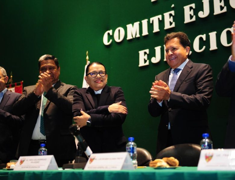 Ricardo Aldana rinde protesta como Secretario General