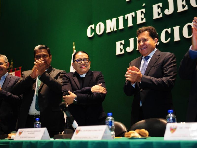 Ricardo Aldana rinde protesta como Secretario General