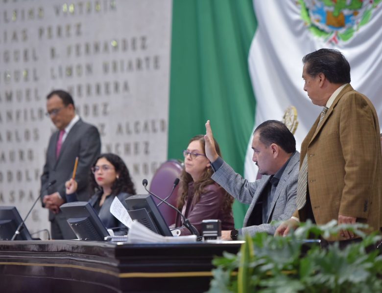 Reciben del Poder Judicial datos de vacantes e interesados en proceso electoral