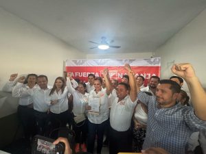 Carballo se suma a Movimiento Ciudadano