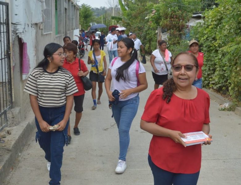 Lorena López sigue metiendo al PT a Coatzintla
