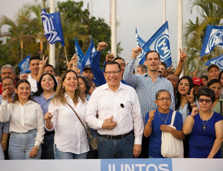 ¡Vamos a levantar a Poza Rica!: Naro Amador