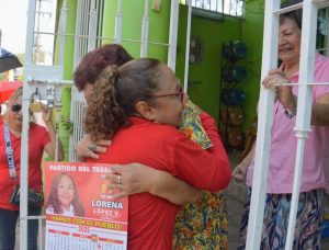 La esperanza en  coatzintla tiene cara de mujer 