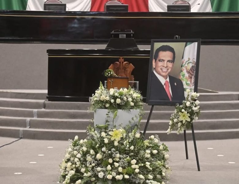 Despiden al Ex Gobernador Fidel Herrera Beltrán