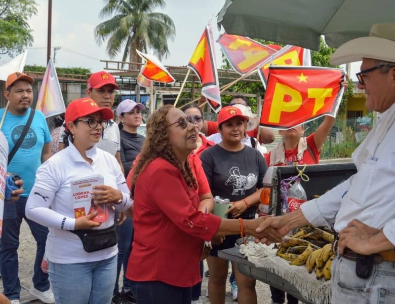 Lorena López plantea municipalizar el agua en Coatzintla