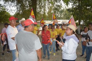 Lorena López recibe total respaldo en Contreras