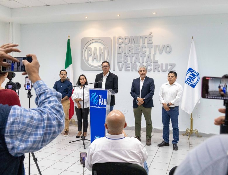 PAN Veracruz exige frenar el desabasto de medicamentos y respalda Ley Reembolso; que gobierno pague medicamentos no entregados.