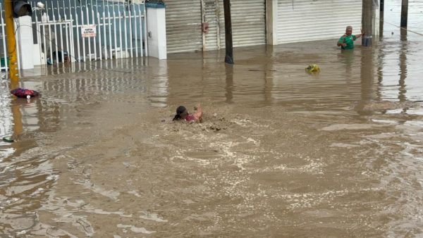 Reportan Fallecidos Durante Inundación En Poza Rica