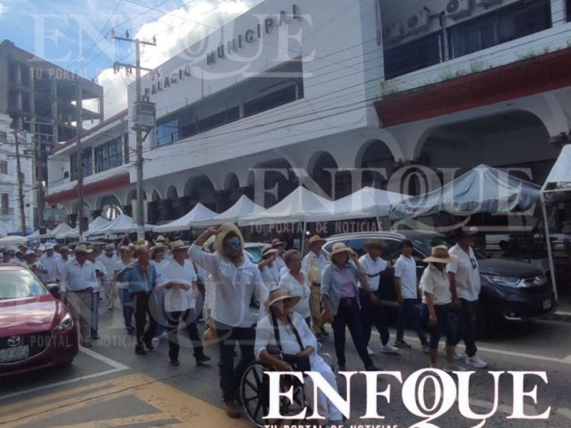Marcha pacífica en Tuxpan convocada por la generación Z