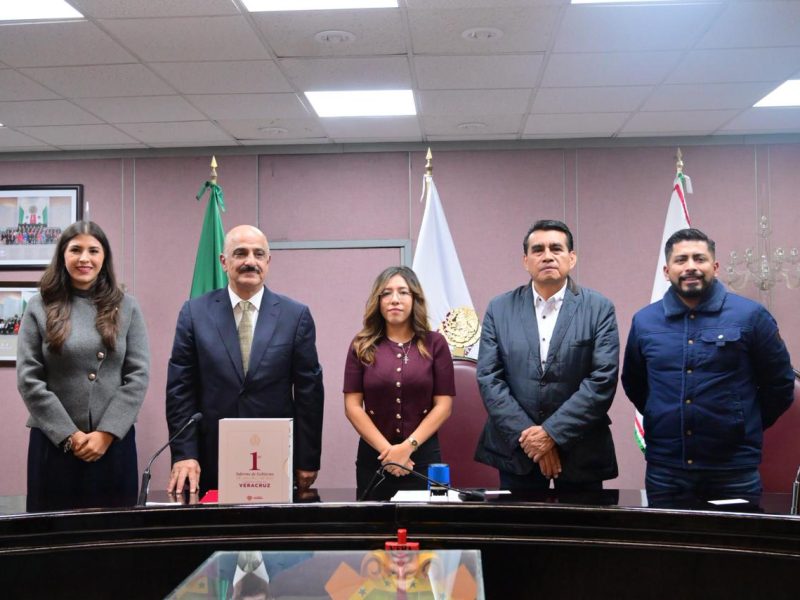 Recibe Congreso de Veracruz el Primer Informe de Gobierno