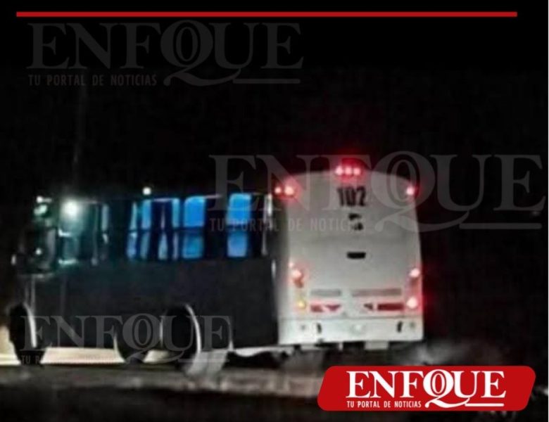  Hallan autobús vacío y con motor encendido; buscan a pasajeros