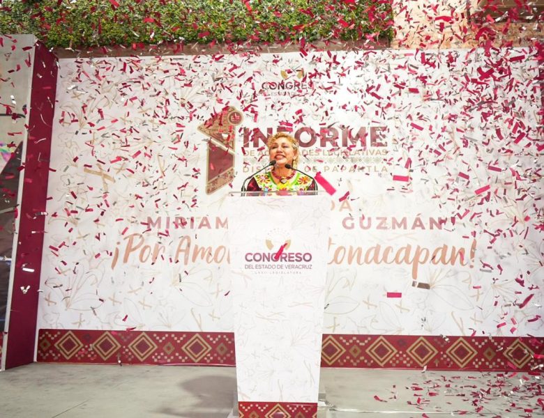 Miriam García presenta su Primer Informe de Actividades