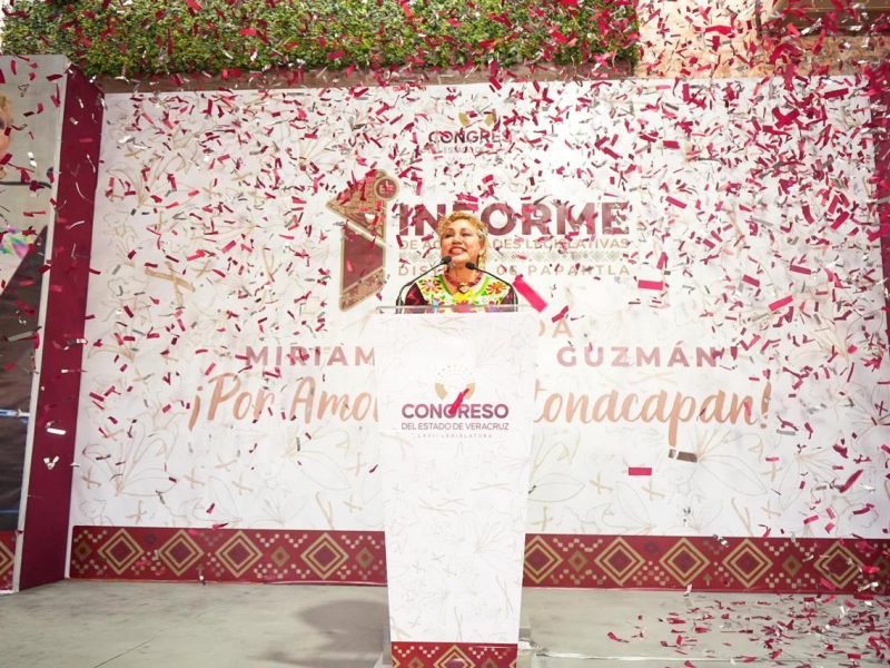 Miriam García presenta su Primer Informe de Actividades