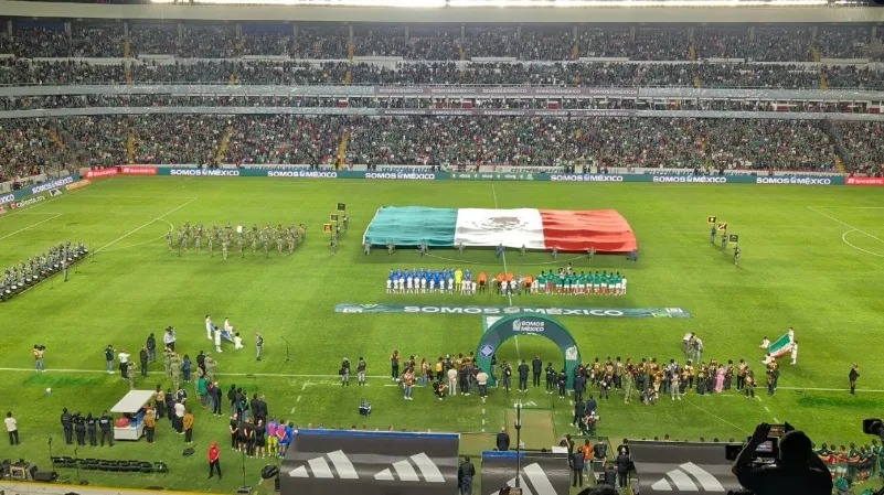 México vs. Islandia: Rinden homenaje a las Fuerzas Armadas previo al partido