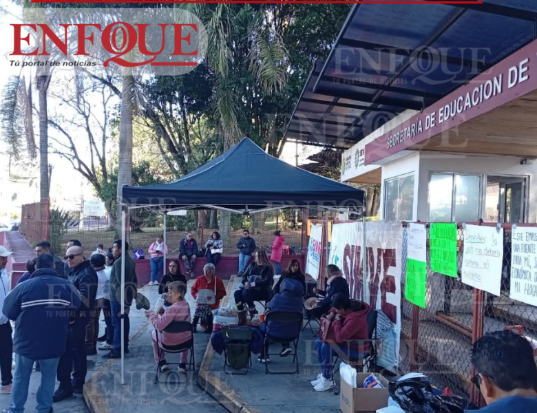 Toman agremiados de SIMVE varias oficinas de la SEV, exigen atención a diversas demandas