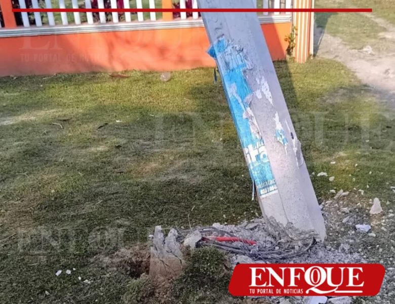 ¡Choque contra poste deja a oscuras a Tamiahua; CFE ya repara los daños!