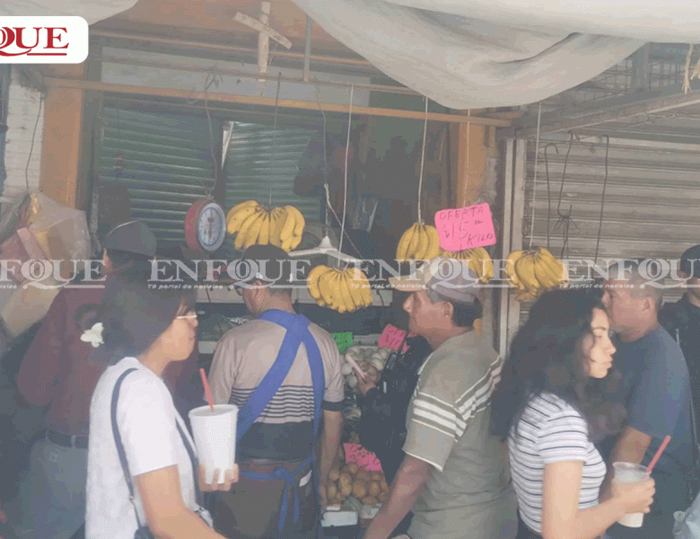 Mujer sufre desmayo por golpe de calor en el mercado Los Portales de Poza Rica