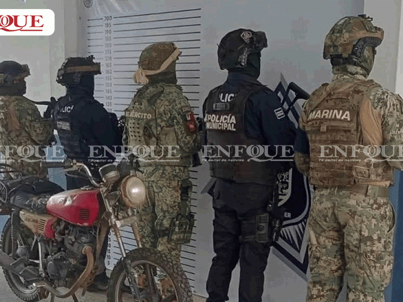 Cae moto robada en pleno Centro de Tuxpan; operativo policiaco la saca de circulación