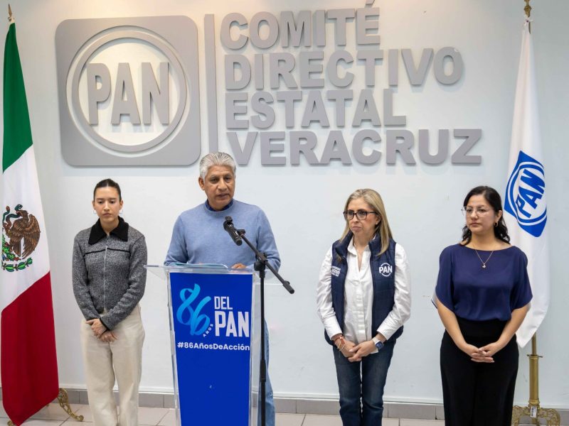 A un mes del derrame, la Semana Santa evidencia la crisis ambiental y económica en Veracruz