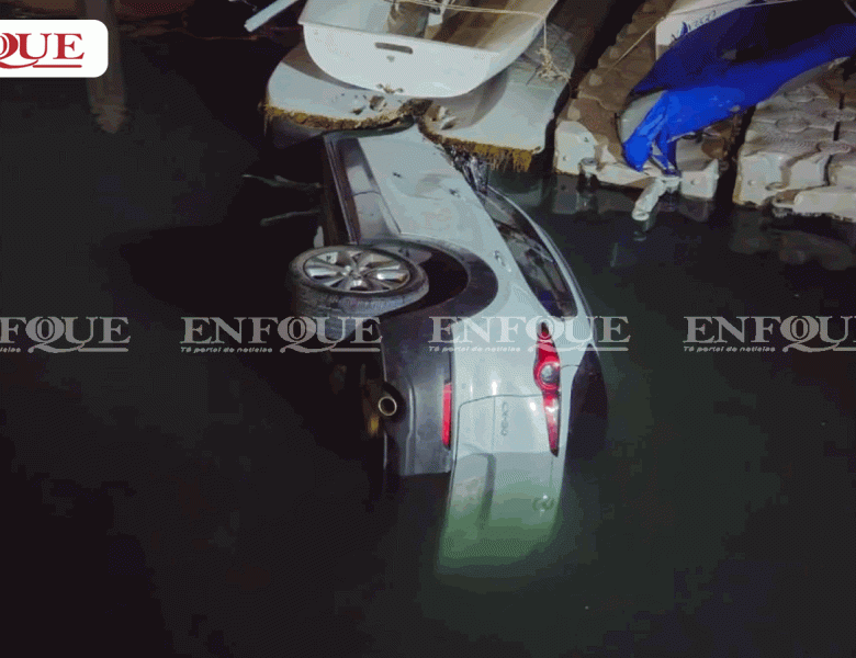 Sale con vida tras caer al mar en Veracruz