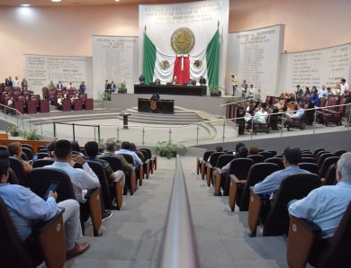 Escuela Normal Veracruzana será “Centenaria”, aprueba Congreso