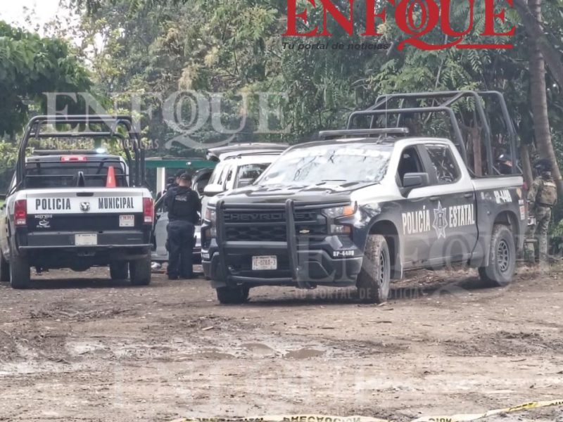 Hallan cuerpos desmembrados en carroza funeraria tras persecución