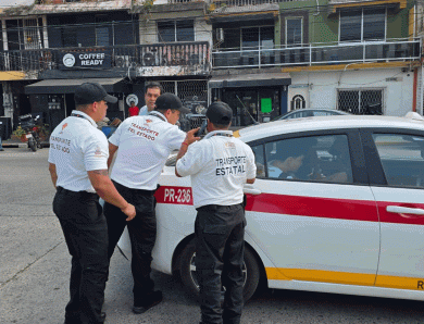 Transporte Estatal mete orden a taxis y advierte: no está autorizado el cobro de 15 pesos