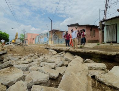 AVANZAN OBRAS DE REHABILITACIÓN DE DRENAJE CON EL TRABAJO COORDINADO DEL GOBIERNO DEL ESTADO Y EL GOBIERNO DE POZA RICA