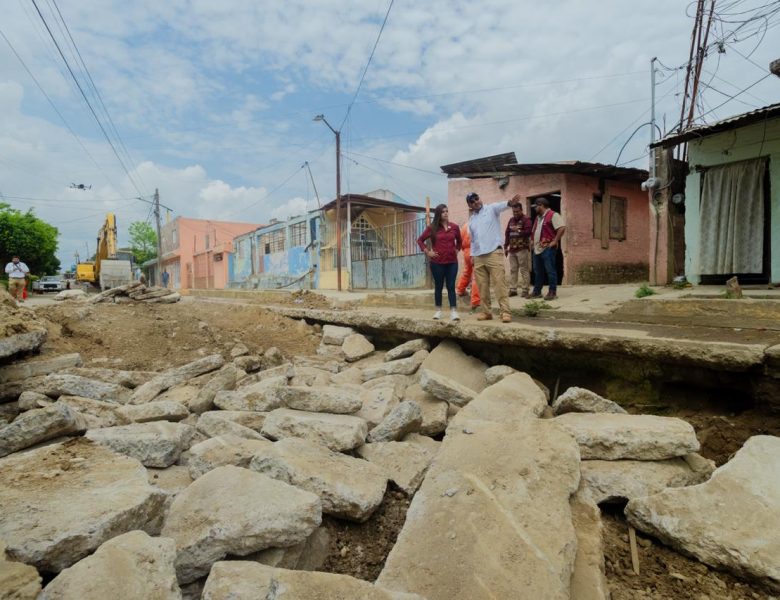 AVANZAN OBRAS DE REHABILITACIÓN DE DRENAJE CON EL TRABAJO COORDINADO DEL GOBIERNO DEL ESTADO Y EL GOBIERNO DE POZA RICA